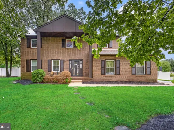 2755 Magnolia Rd, Vineland, NJ 08361