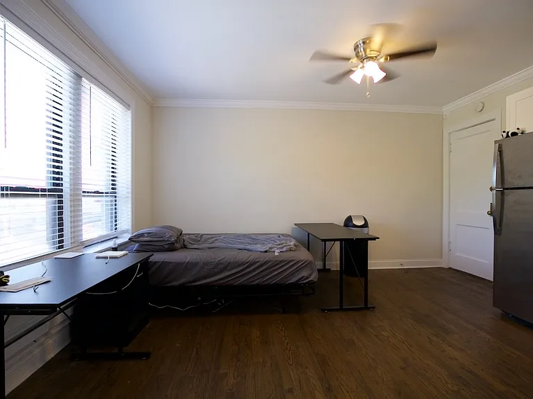 3345 N Marshfield Ave #203 — Photo 7