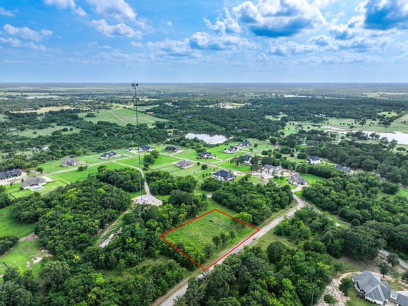 4th image of 40 Nicklaus Dr