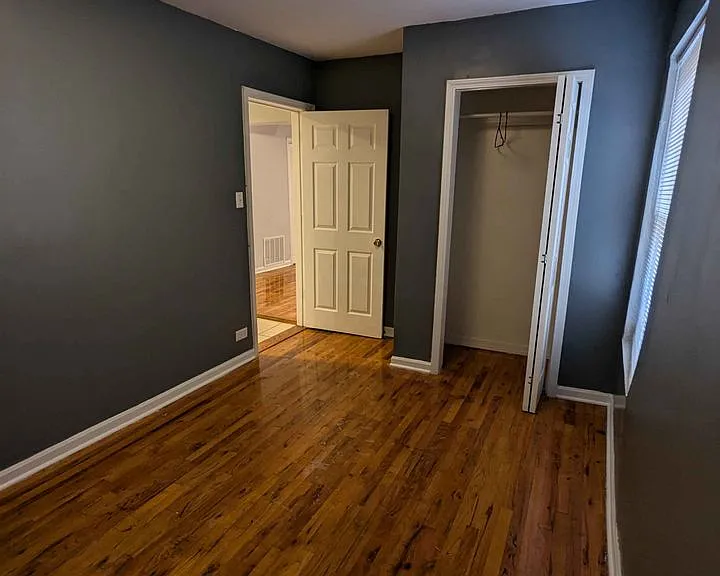 1052 N Springfield Ave #2 — Photo 8