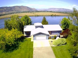 32 Midland Road, Brewster, WA 98813