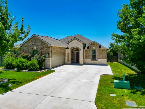 2883 Vista Pkwy, New Braunfels, TX 78130