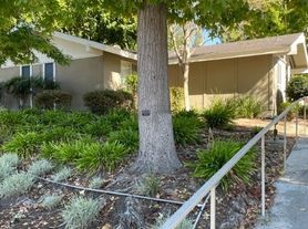 546 Via Estrada, Laguna Woods, CA