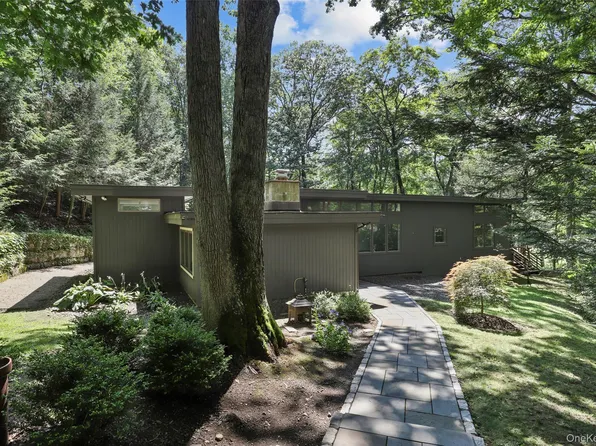 58 Winston Lane, Garrison, NY 10524