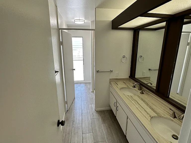 6566 Ridge Manor Ave — Photo 16
