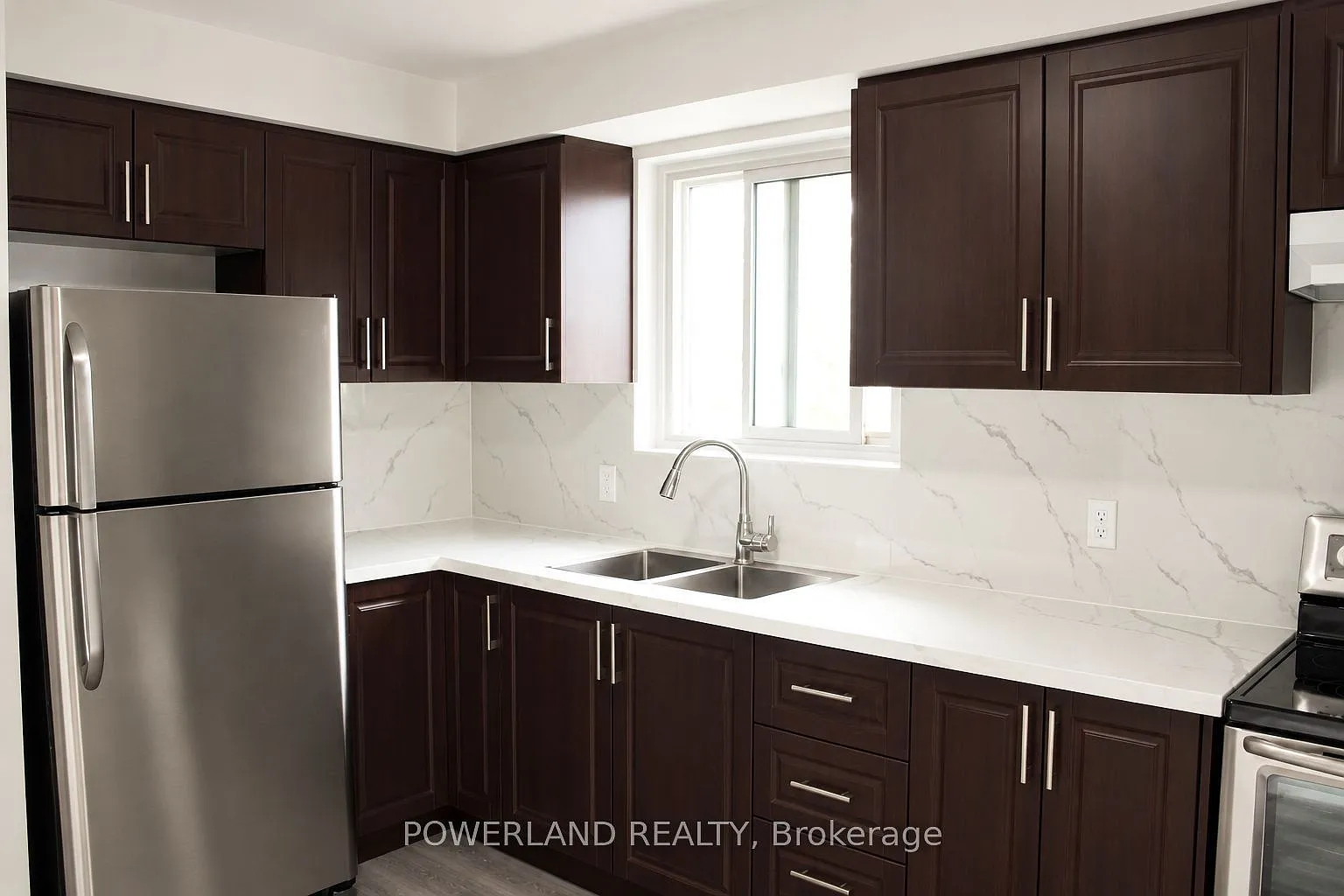 3 bed, $2,000 — Photo 3