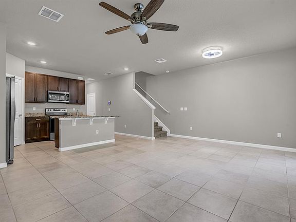 4th image of 5659 Enclave Drive