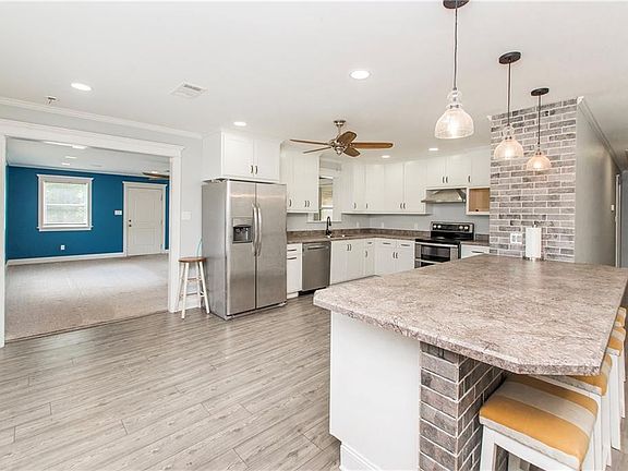 3rd image of 62048 Dollar Rd