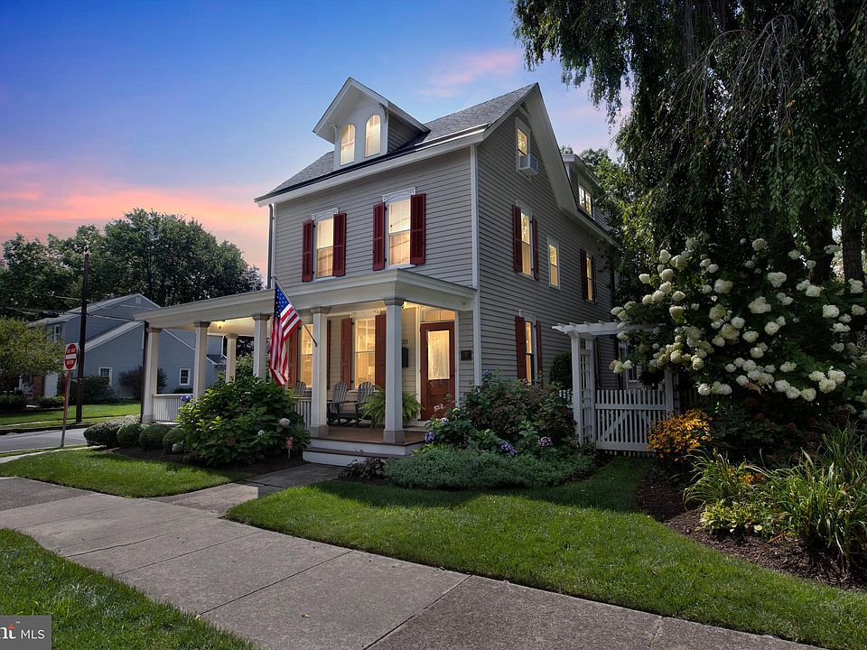 130 S Chancellor St, Newtown, PA 18940 Zillow