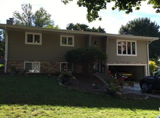 2816 S Williams Ave, Sioux Falls, SD 57105