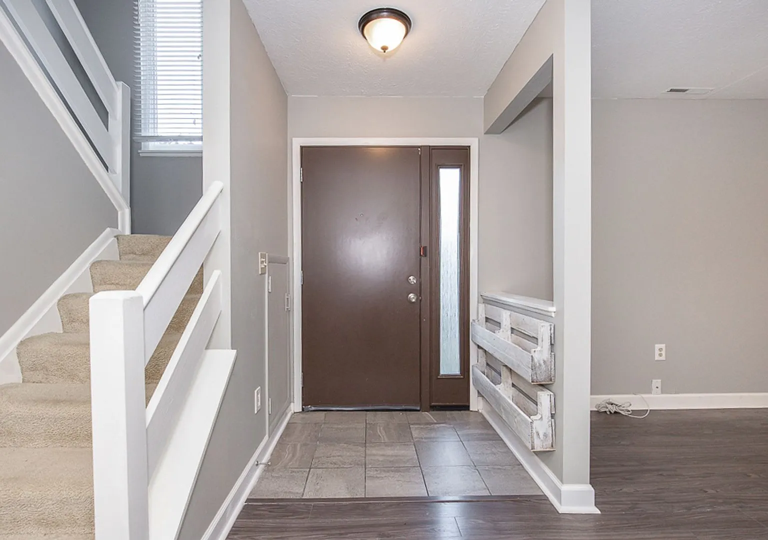 2 bedroom/1.5 bath condo! North Royalton!! — Photo 2