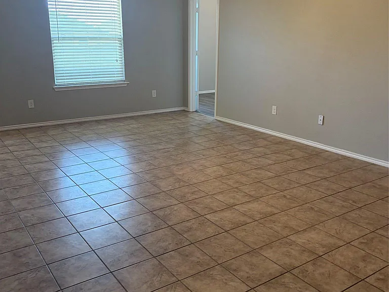 1801 Gigante Dr — Photo 8