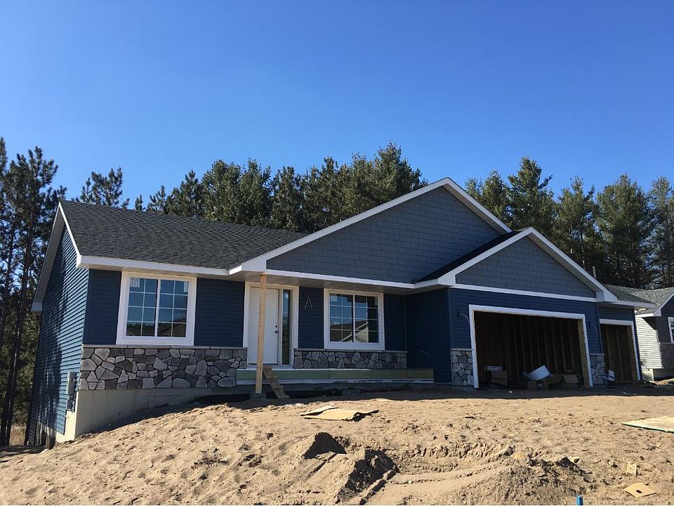 1st image of 304 Evergreen Dr
