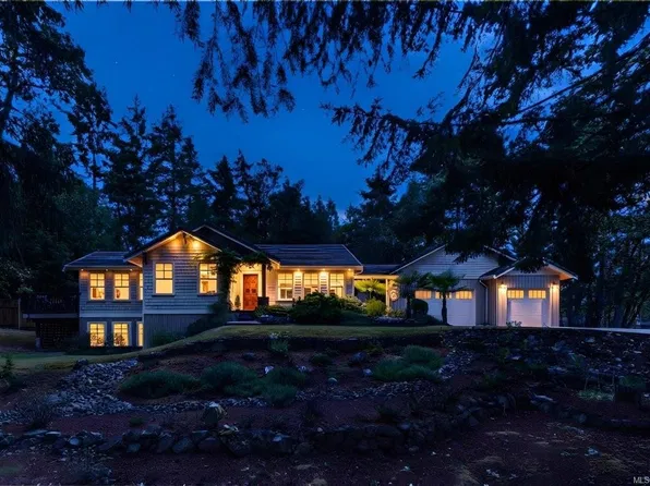3341 Schooner Cove Dr, Nanaimo, BC V9P 9H6