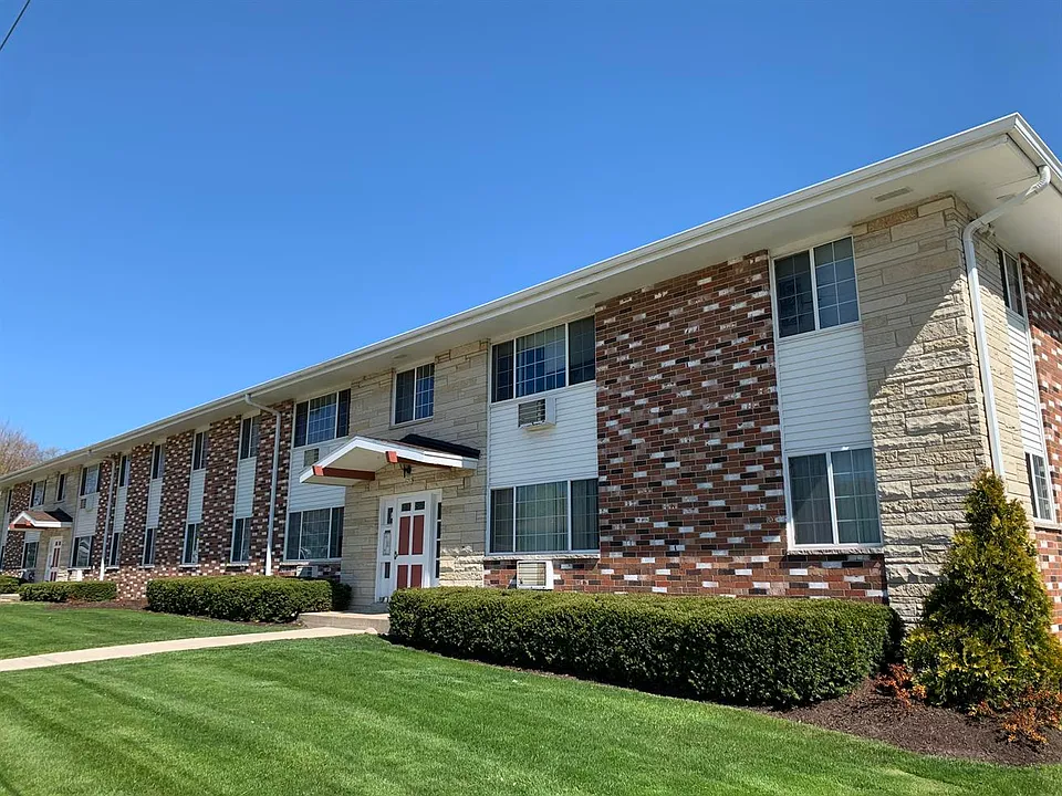 9641-9651 W Beloit Rd