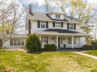 2207 Ridgeway Dr SE, Cedar Rapids, IA 52403