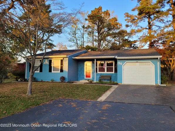 54 S Chestnut Avenue, Whiting, NJ 08759