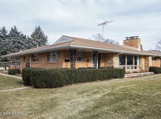80 Dole Ave, Crystal Lake, IL 60014