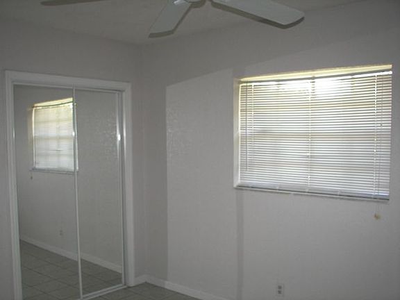 Bedroom and mirror wardrobe