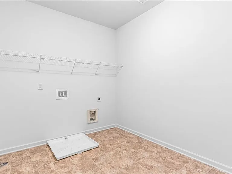 1061 Blind Brook Cir — Photo 25