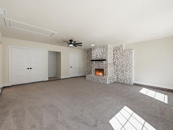 4th image of 2804 Bent Tree Ln