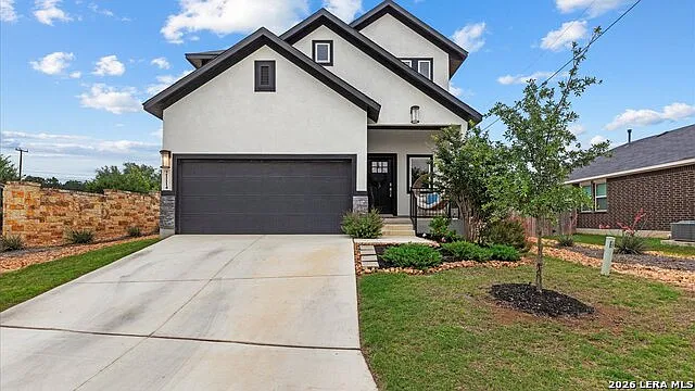 4 bed, 2.5 bath, 2360 sqft, $2,950 — Photo 2