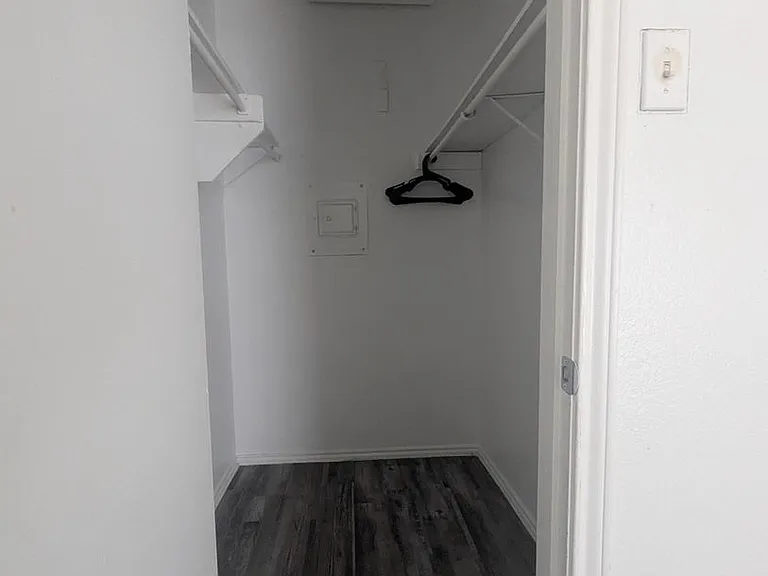 Bennett Place Apartments — Photo 45