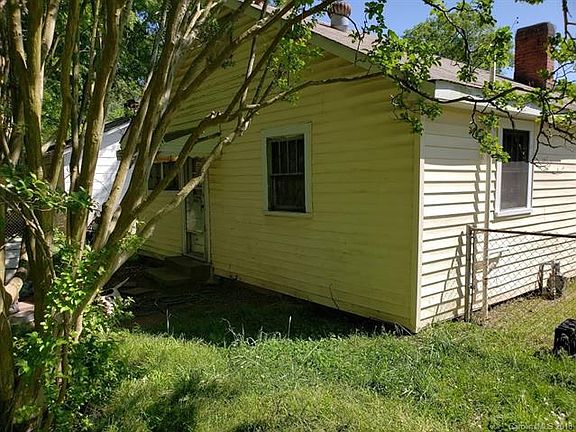 4th image of 521 Arch Dr