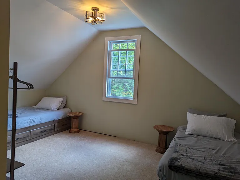 425 Nebraska Valley Rd — Photo 31