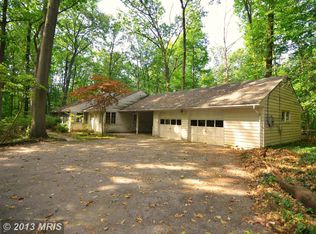 2 Acorn Hill Ln, Baltimore, MD 21204