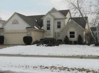 1238 Woodcrest Ct, Walled Lake, MI 48390