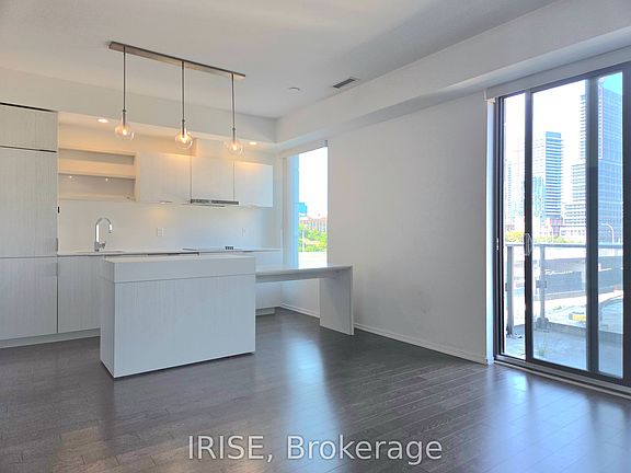4th image of 12 Bonnycastle St Unit 511