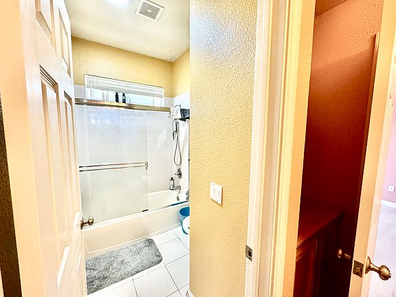 4th image of 4030 Bouquet Park Ln