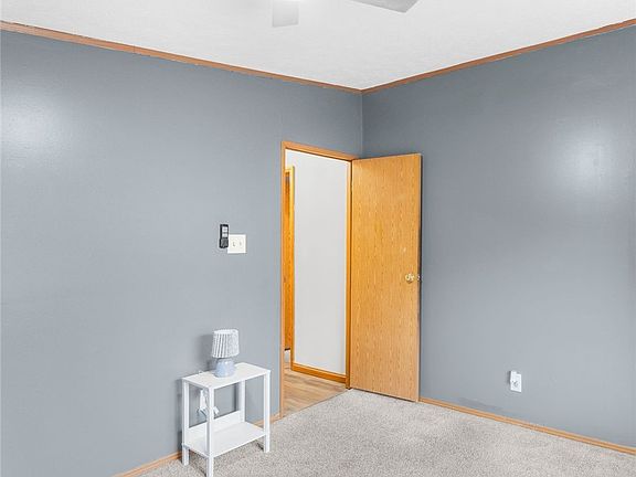 4th image of 1367 Housel Craft Rd