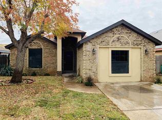821 Elk Dr, Laredo, TX 78045