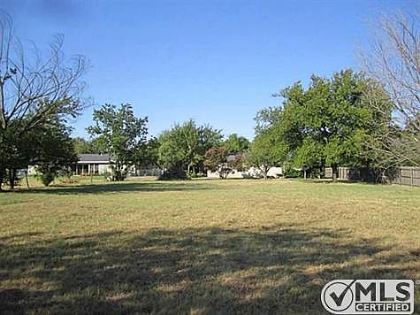 4th image of 2811 Roosevelt Dr
