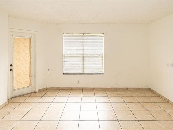 3rd image of 2102 Cascades Blvd Unit 206