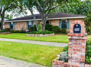 105 Cabildo Dr, Lafayette, LA 70506