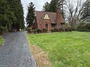 1133 Bellview St NE, Canton, OH