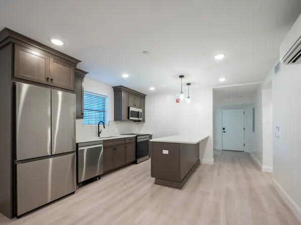 126 Adelaide Ave #B02, Providence, RI 02907