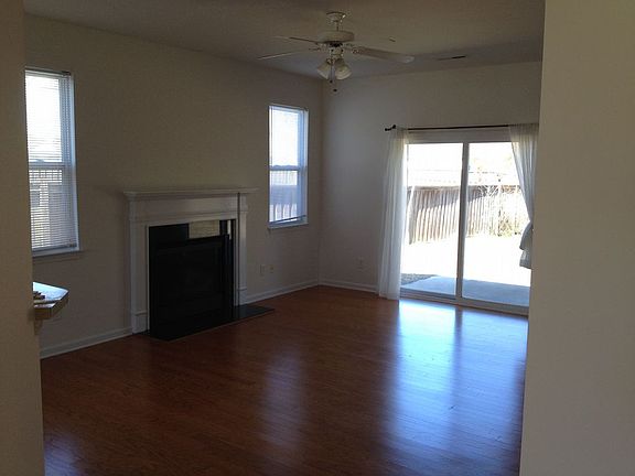4th image of 310 Coralstone Ct