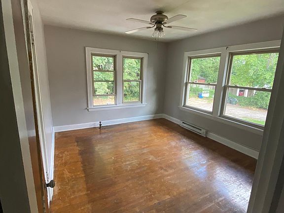 4th image of 58 Hawthorne Ave #2
