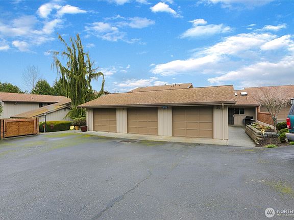 5th image of 16746 Country Club Drive, Unit C