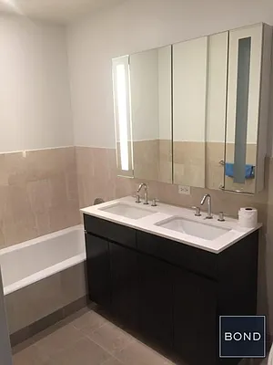 Rented by Bond New York | media 41