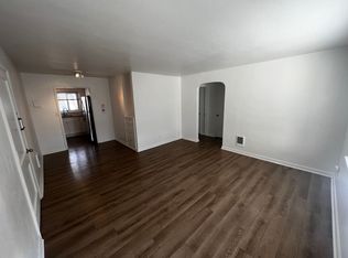 801 S Adams St APT 10, Spokane, WA 99204