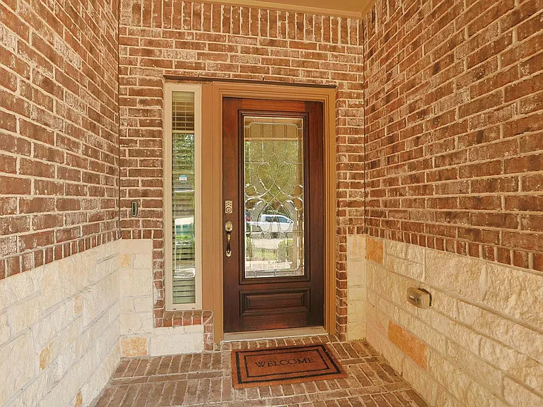 147 W Wading Pond Cir — Photo 6