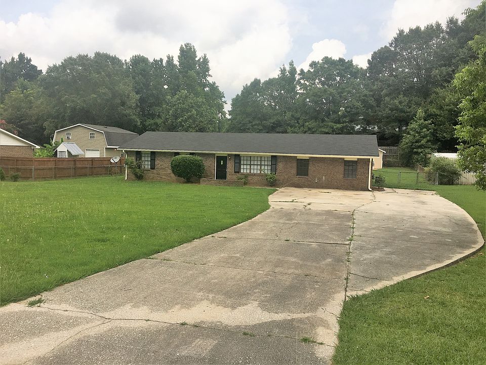 1st image of 972 Remington Dr SE