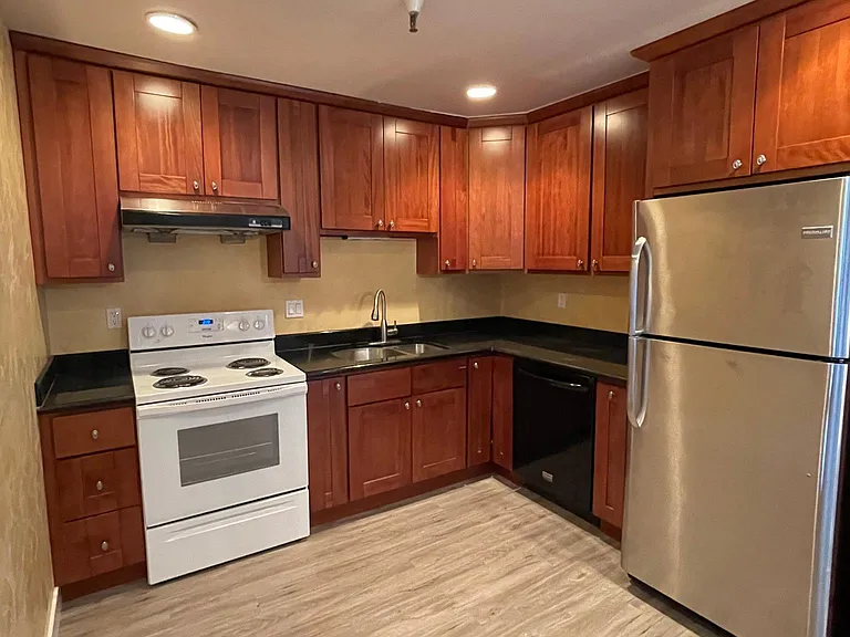 49 Showers Dr #W302 — Photo 5