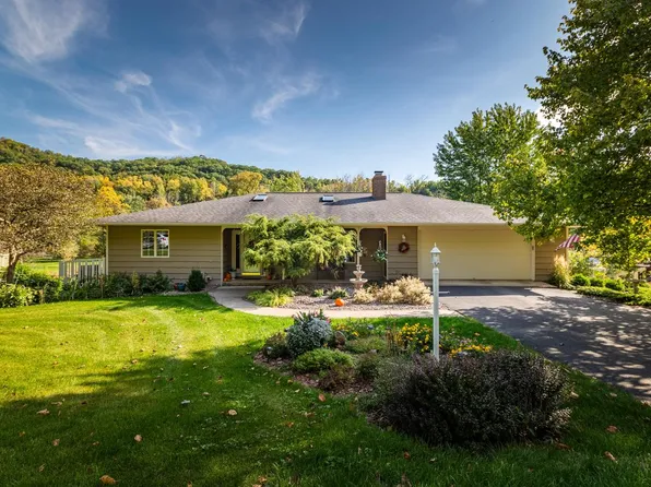 W5405 Boma ROAD, La Crosse, WI 54601