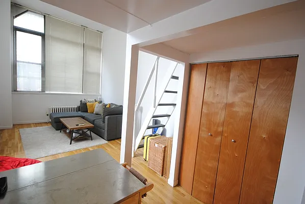 Rented by Bold New York | media 14